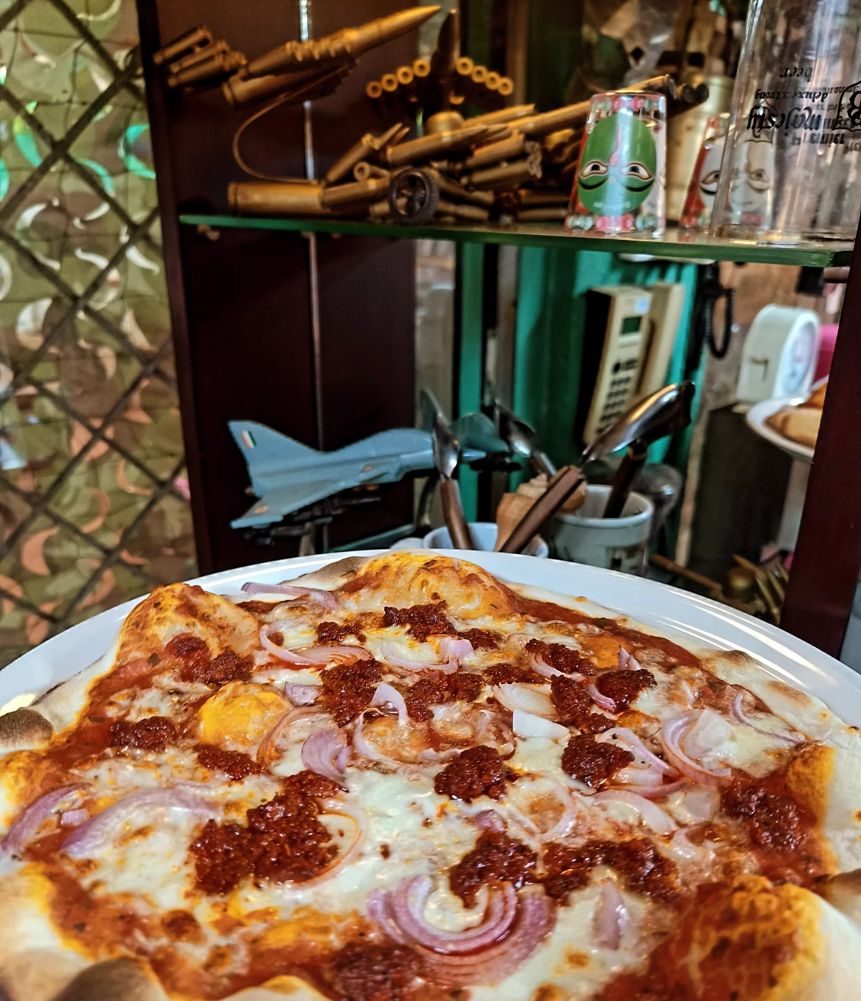 Fresh baked classic margherita pizza Secunderabad